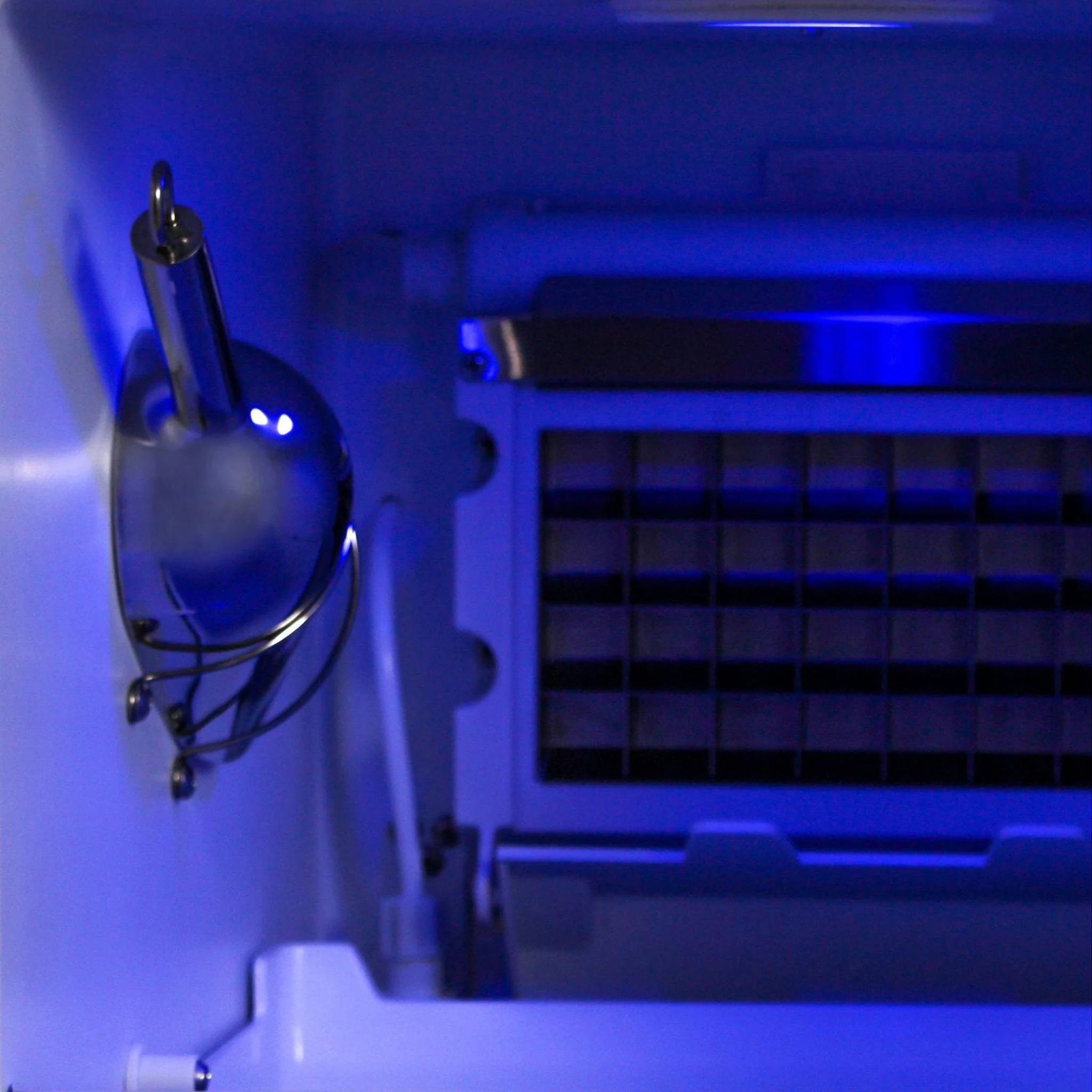 15" Blaze 50 LB Outdoor Ice Maker - Image 5