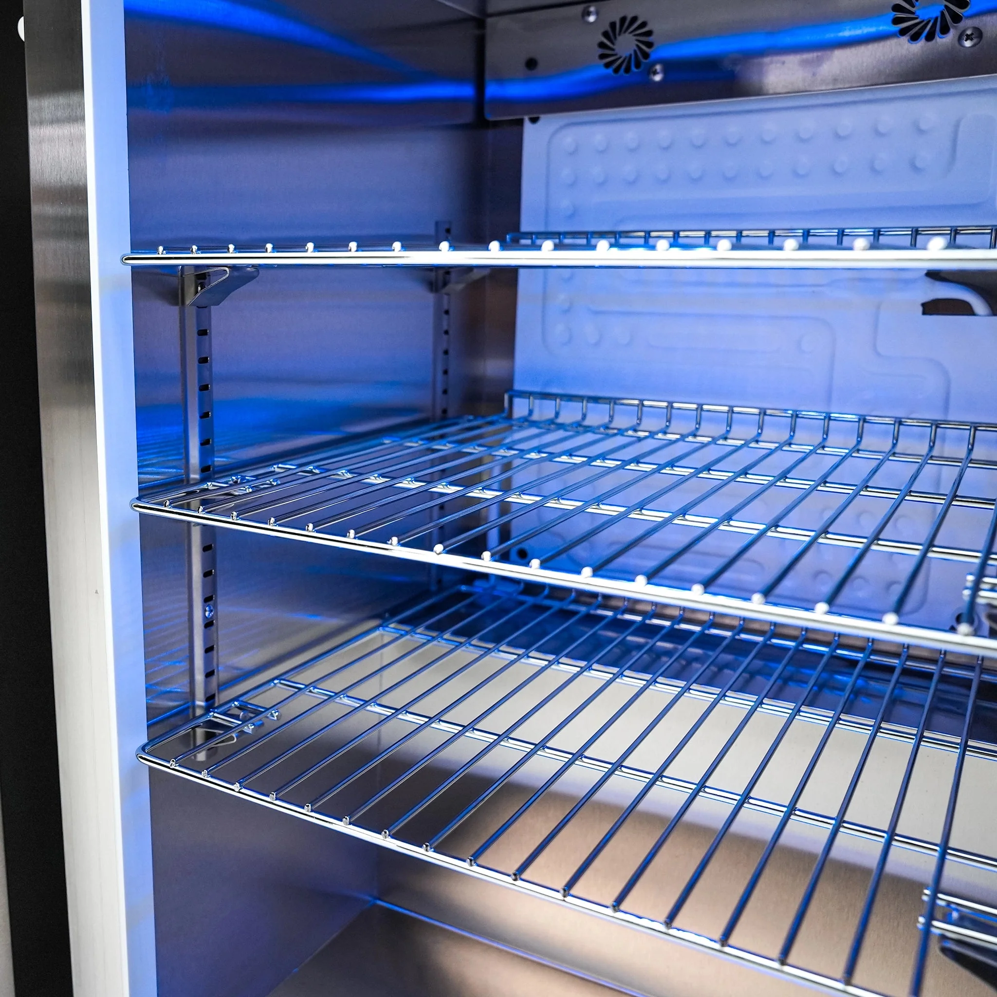 2.6 Cu. Ft. - Rated Stainless Steel Outdoor Refrigerator - MAF by Mont Alpi - Image 5