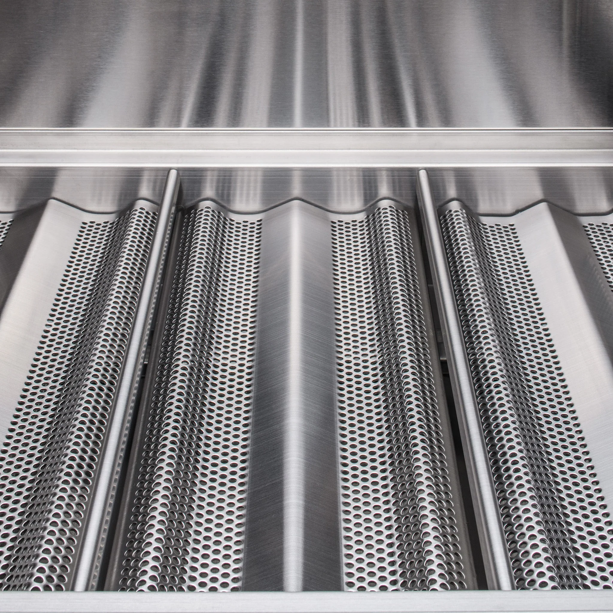 25" 3-Burner Built-In Grill - Image 8