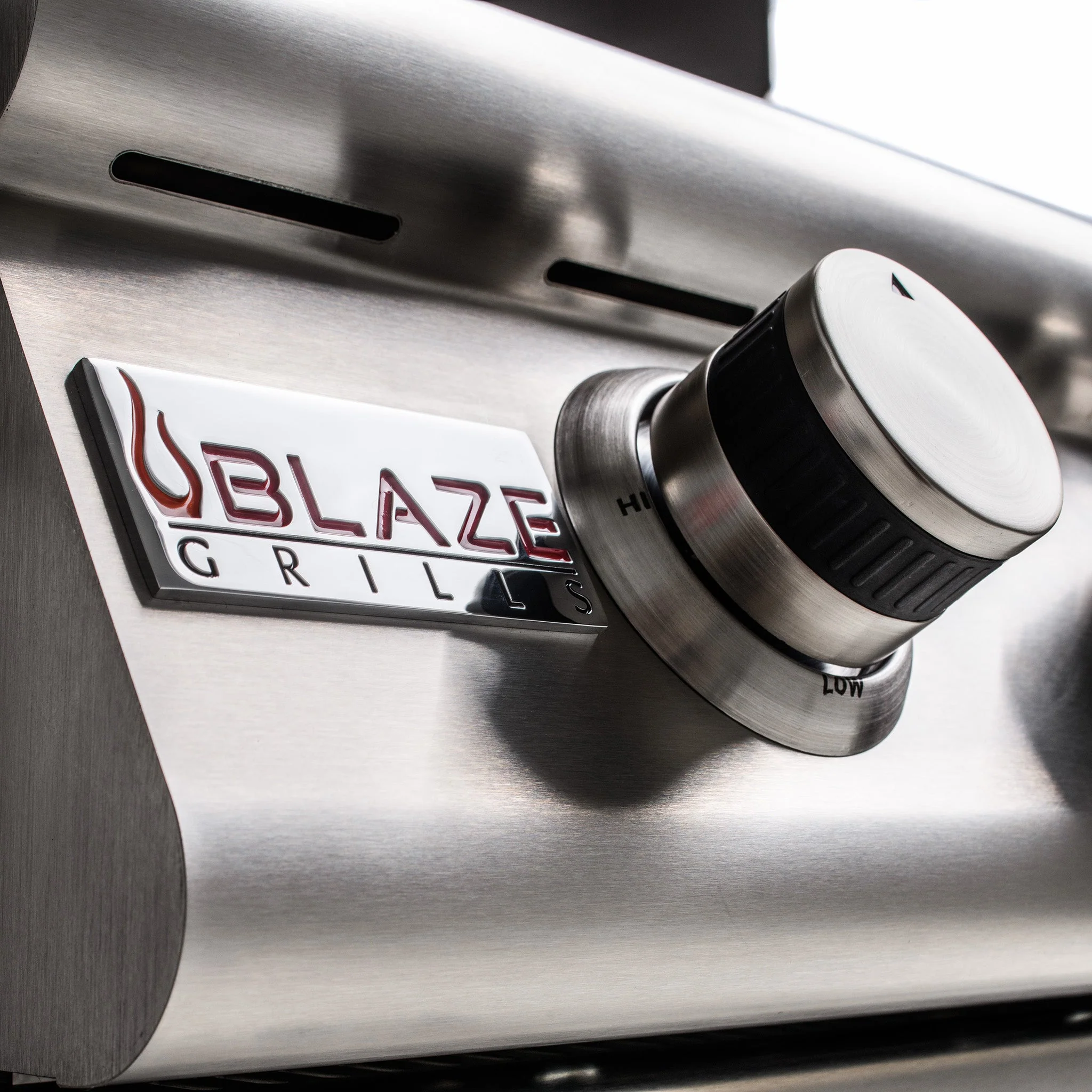 32" Blaze Prelude LBM 4-Burner Built-In Grill - Image 3