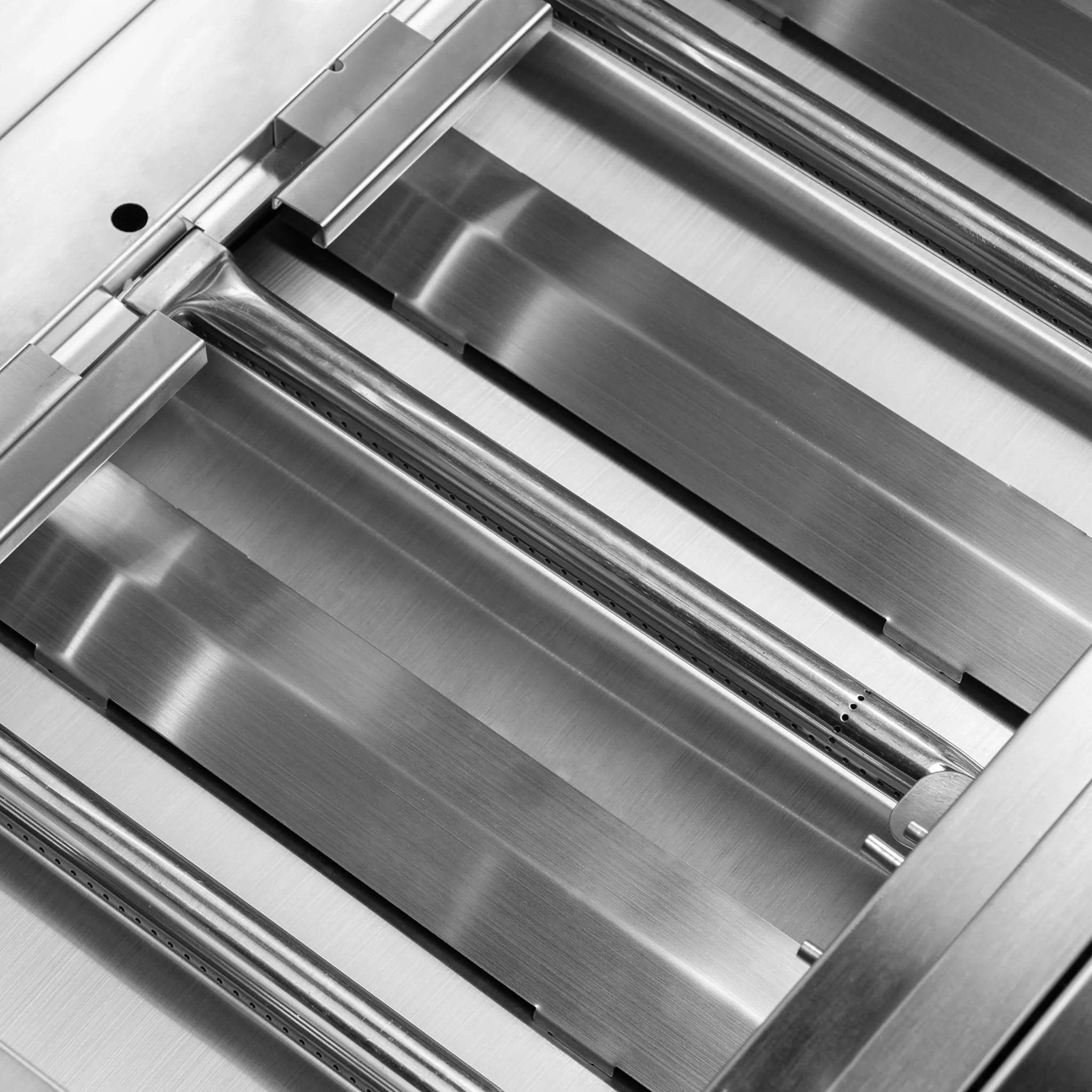 32" Blaze Prelude LBM 4-Burner Built-In Grill - Image 6