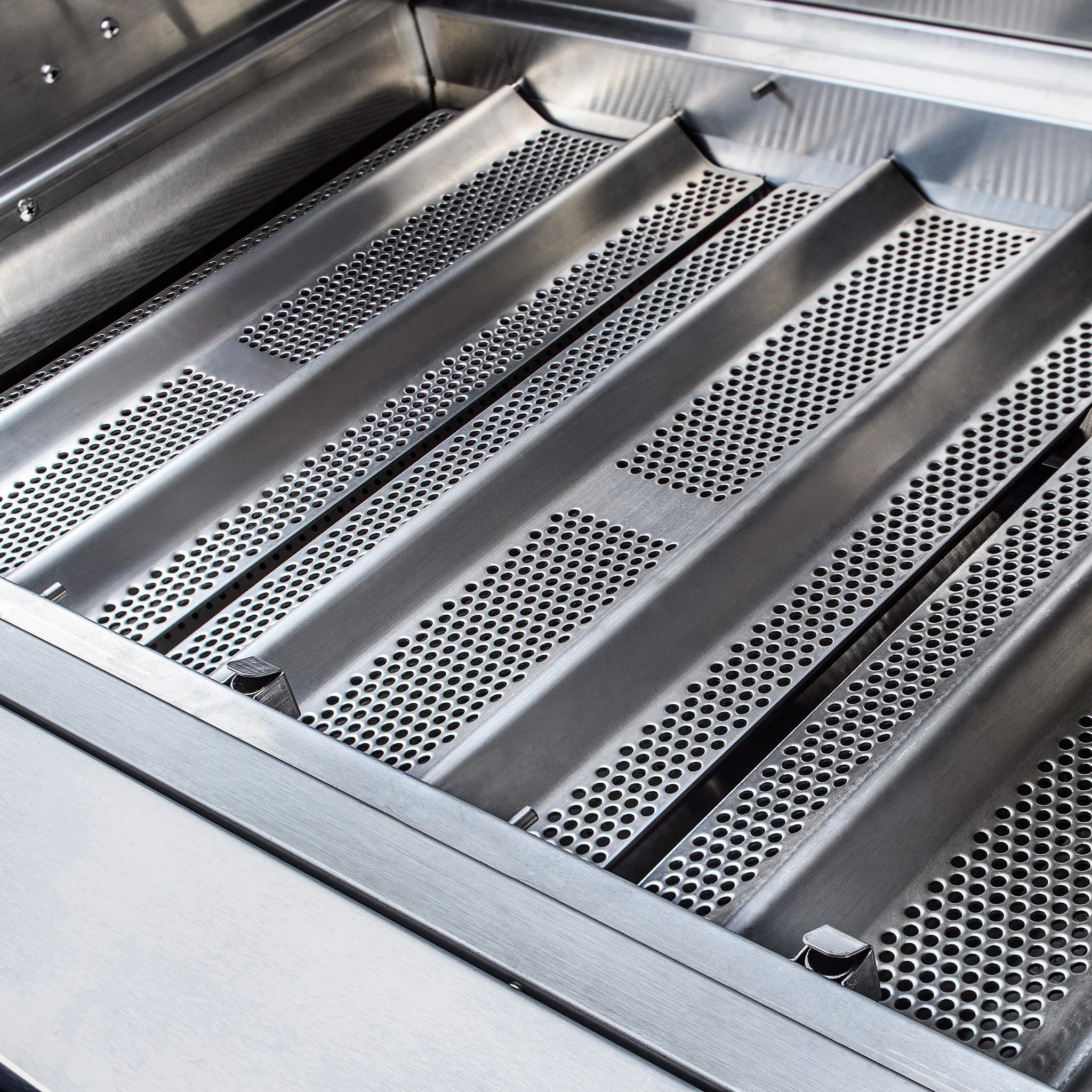 34" Blaze Professional Built-In Grill with Rear Infrared Burner - Image 6