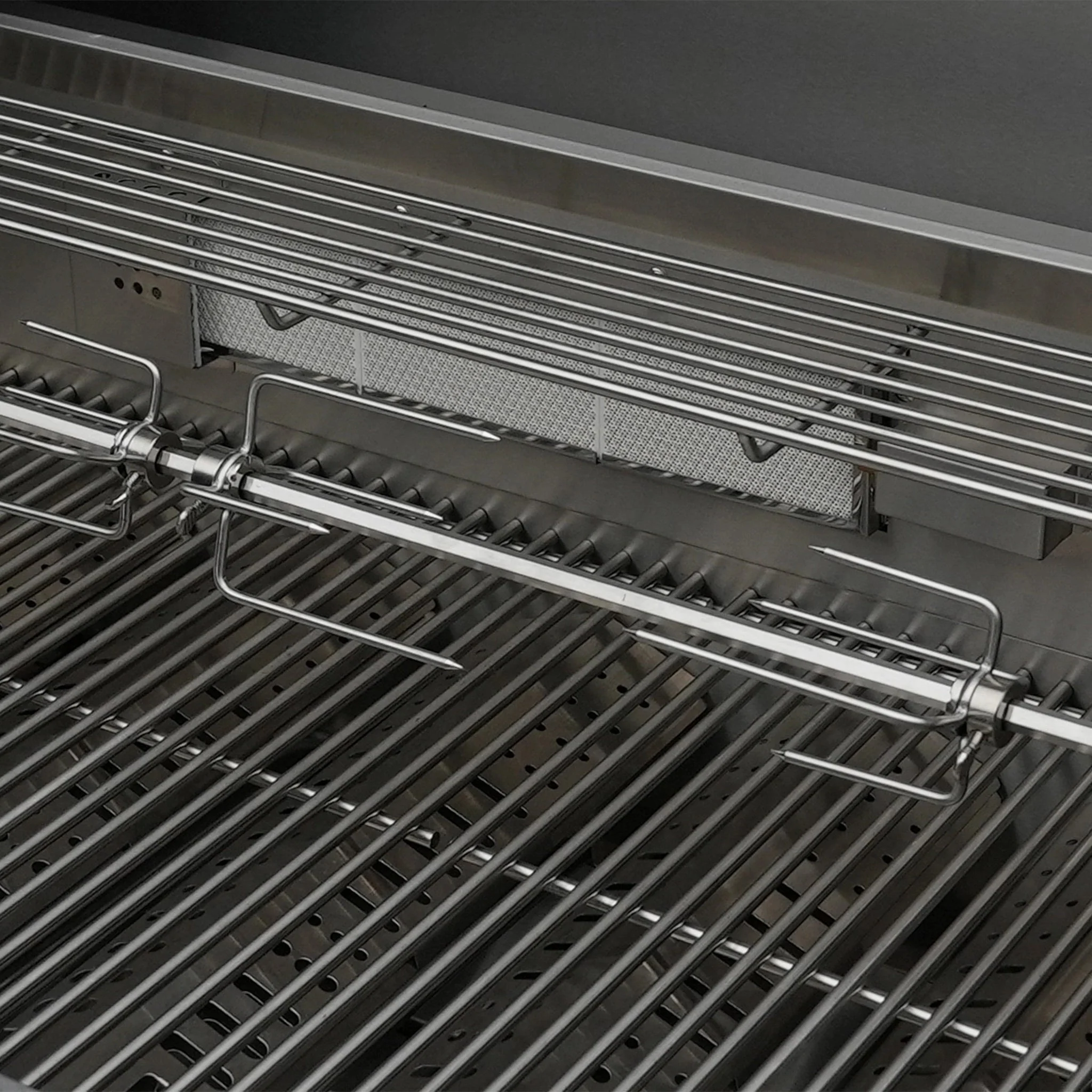 4-Burner with Rotisserie Kit 32" Stainless Steel Propane Gas Built In Grill - MABi400 by Mont Alpi - Image 9