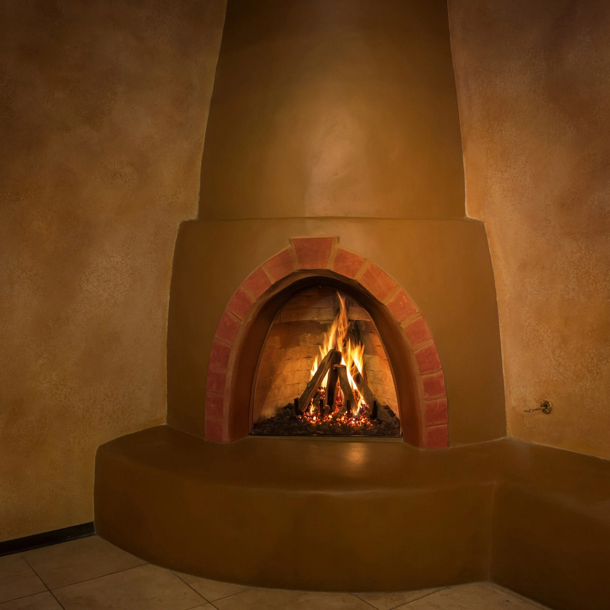 Arizona Juniper Kiva Vented Gas Logs by Grand Canyon Gas Logs - Image 4