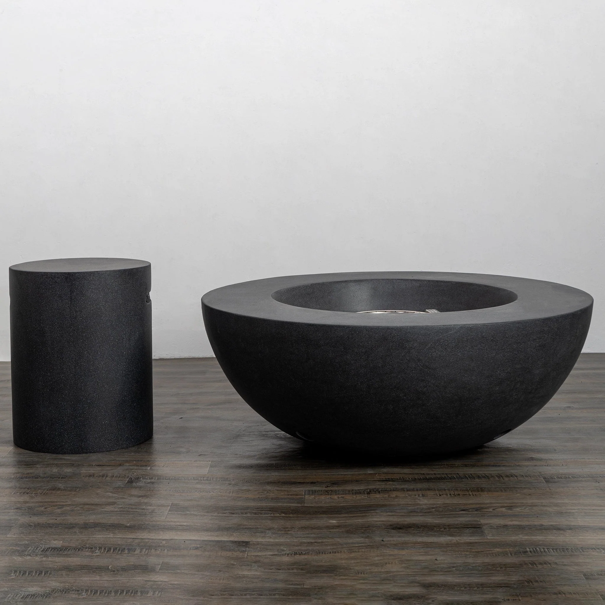 42" Round Beton Concrete (GFRC) Natural Gas Fire Pit by Starfire Designs - Image 15