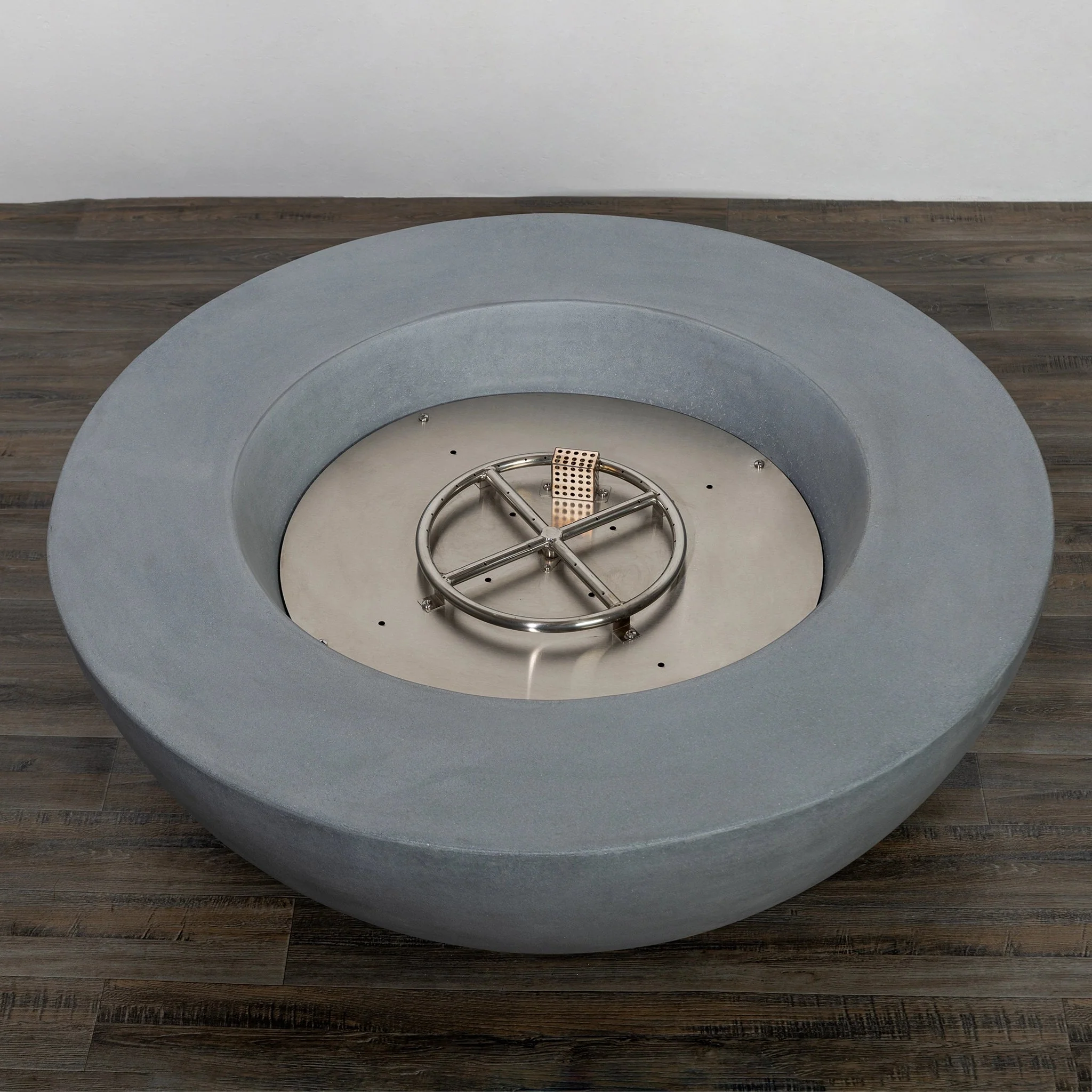 42" Round Beton Concrete (GFRC) Natural Gas Fire Pit by Starfire Designs - Image 4