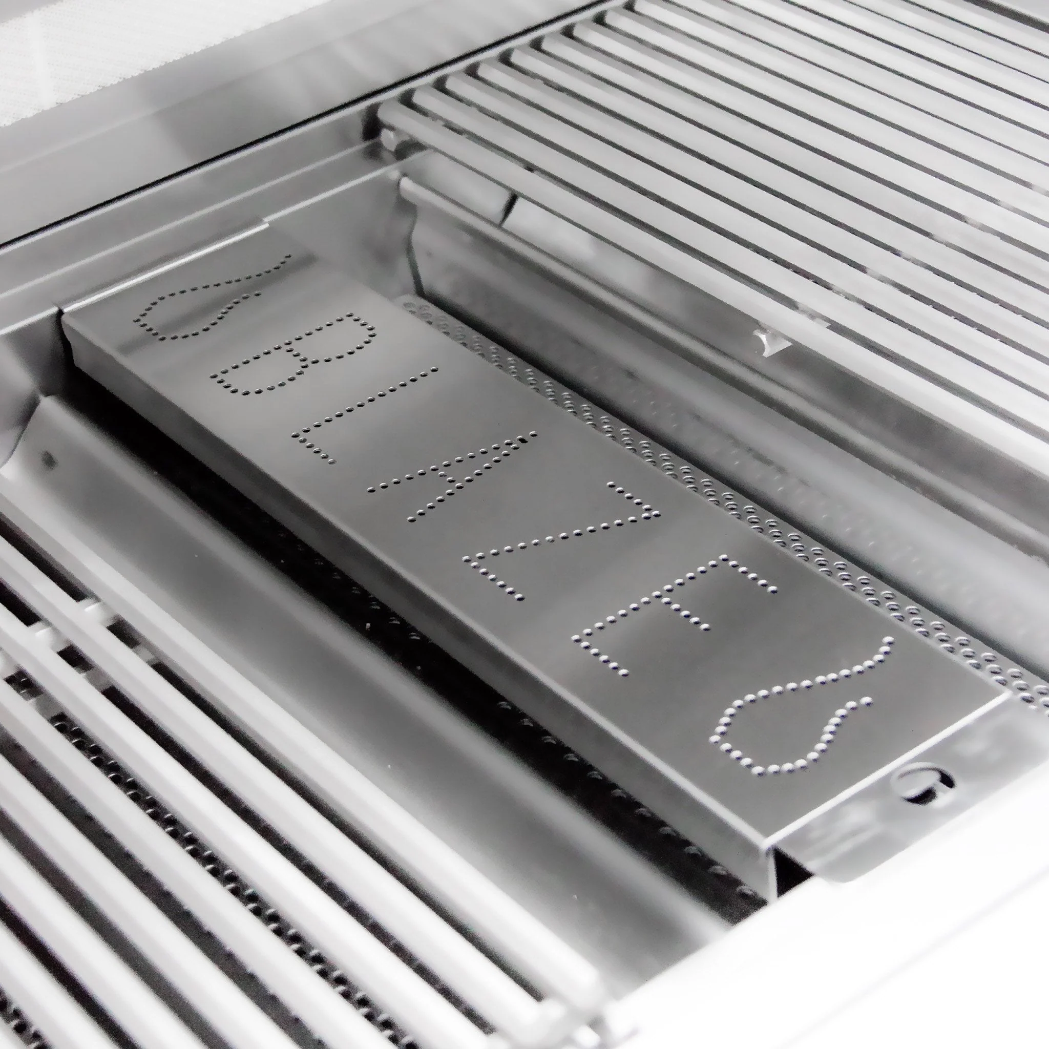 Blaze Stainless Steel Smoker Box - Image 4