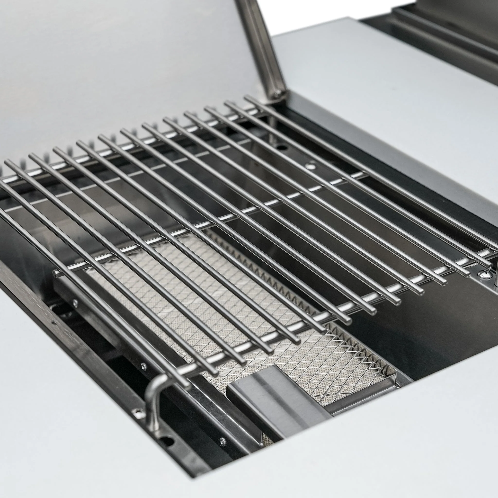Deluxe 6-Burner 90 Degree Corner with Beverage Center Black Stainless Steel Propane Gas BBQ Island Grill - MAi805-BSS90BEV by Mont Alpi - Image 7