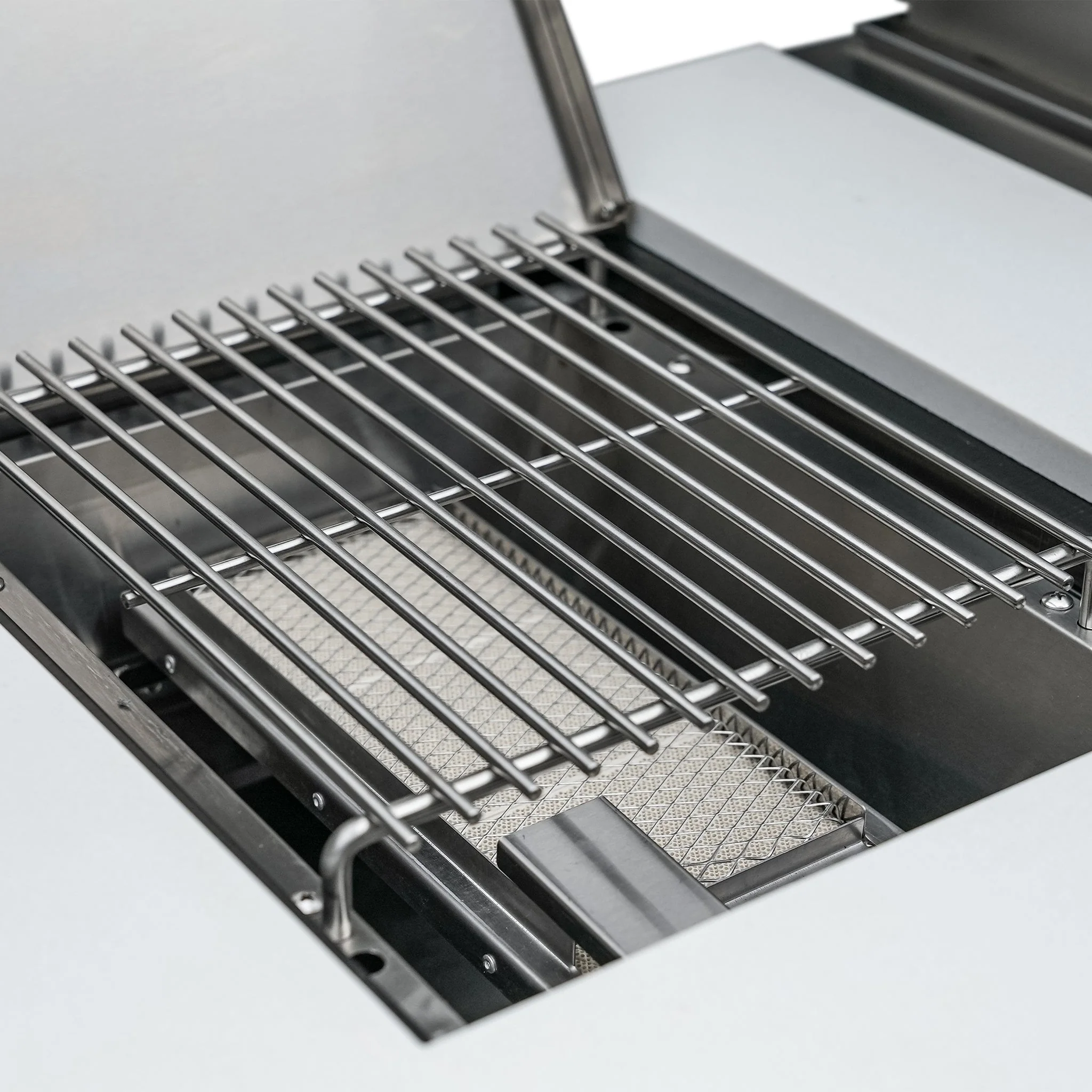 Deluxe 6-Burner with Beverage Center, Side Burner and Rotisserie Kit Black Stainless Steel Propane Gas BBQ Island Grill - MAi805-BSSBEV by Mont Alpi - Image 7
