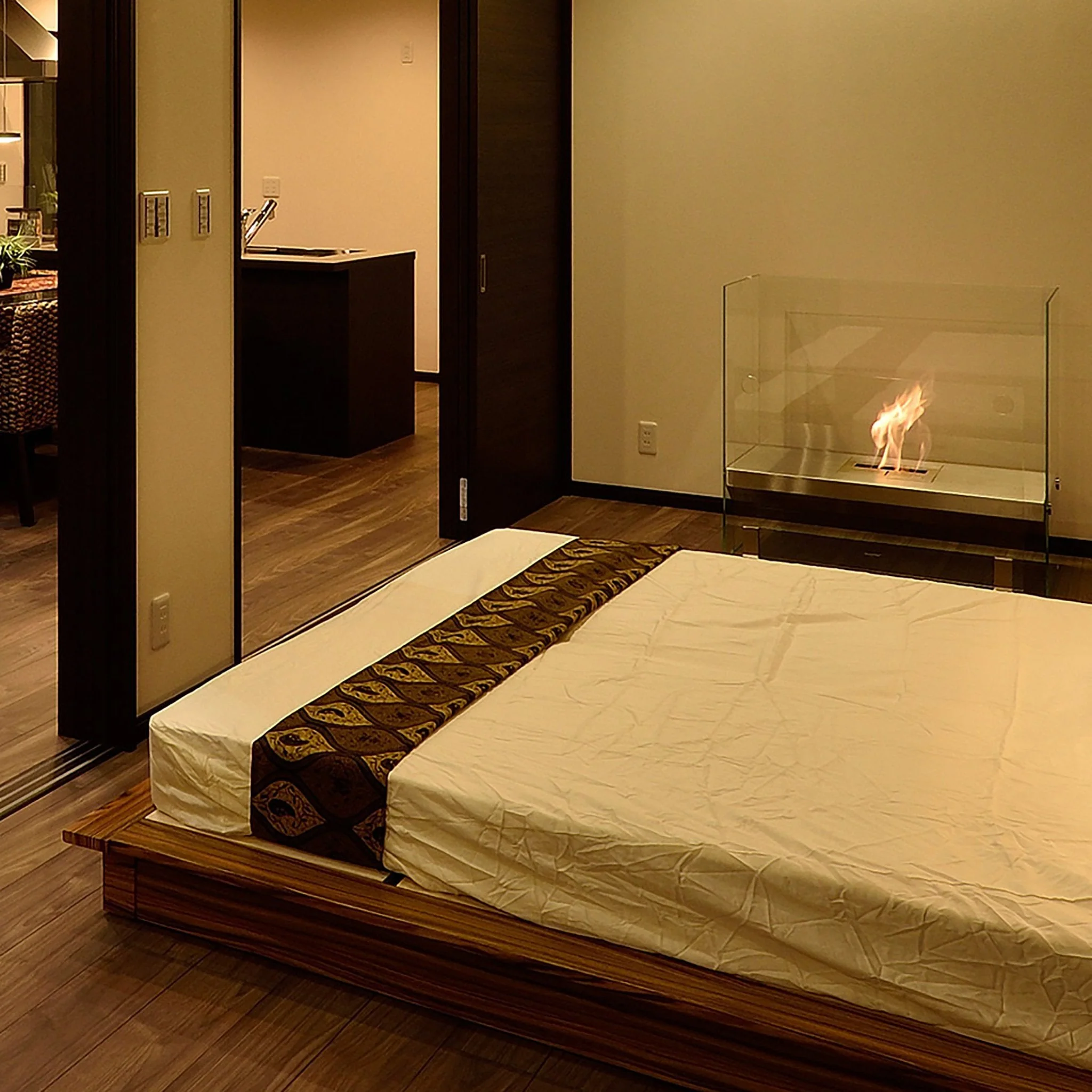 EcoSmart Fire Igloo Freestanding Fireplace - Image 8