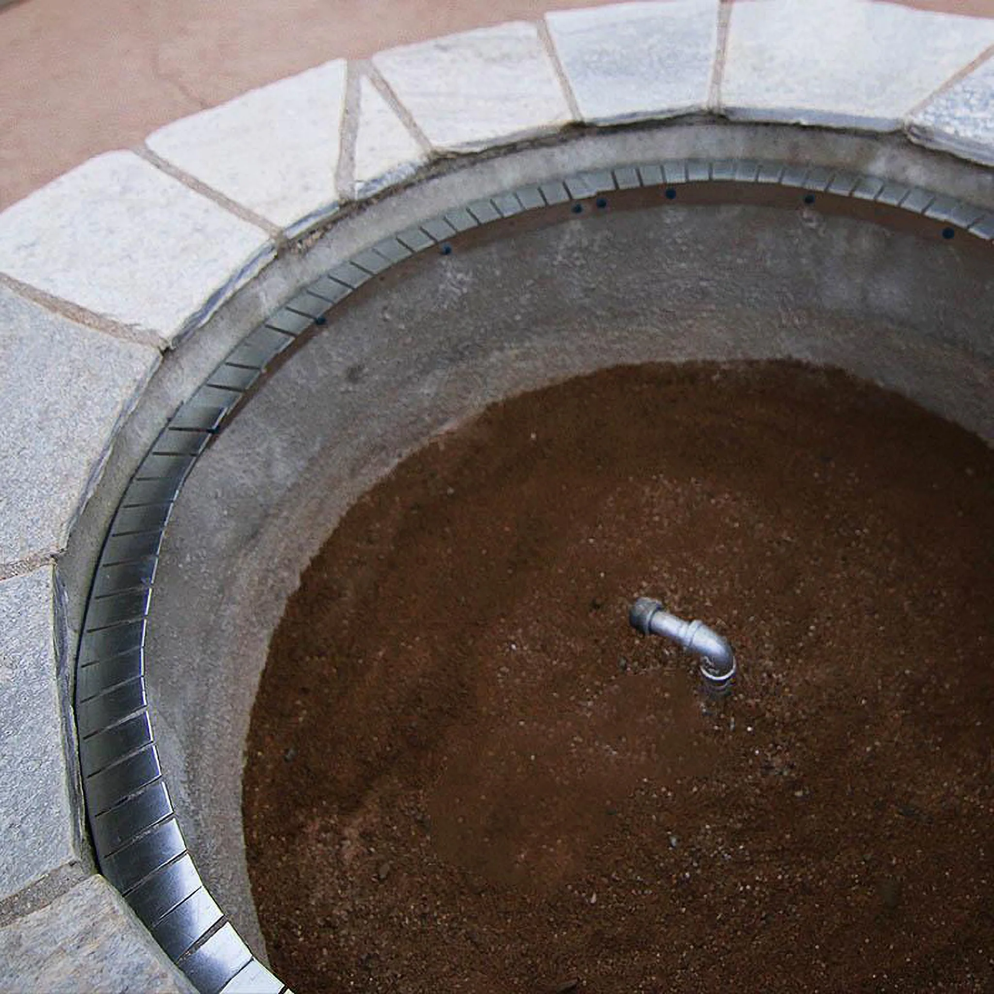 Form Fitting Fire Pit Ledge - Image 12
