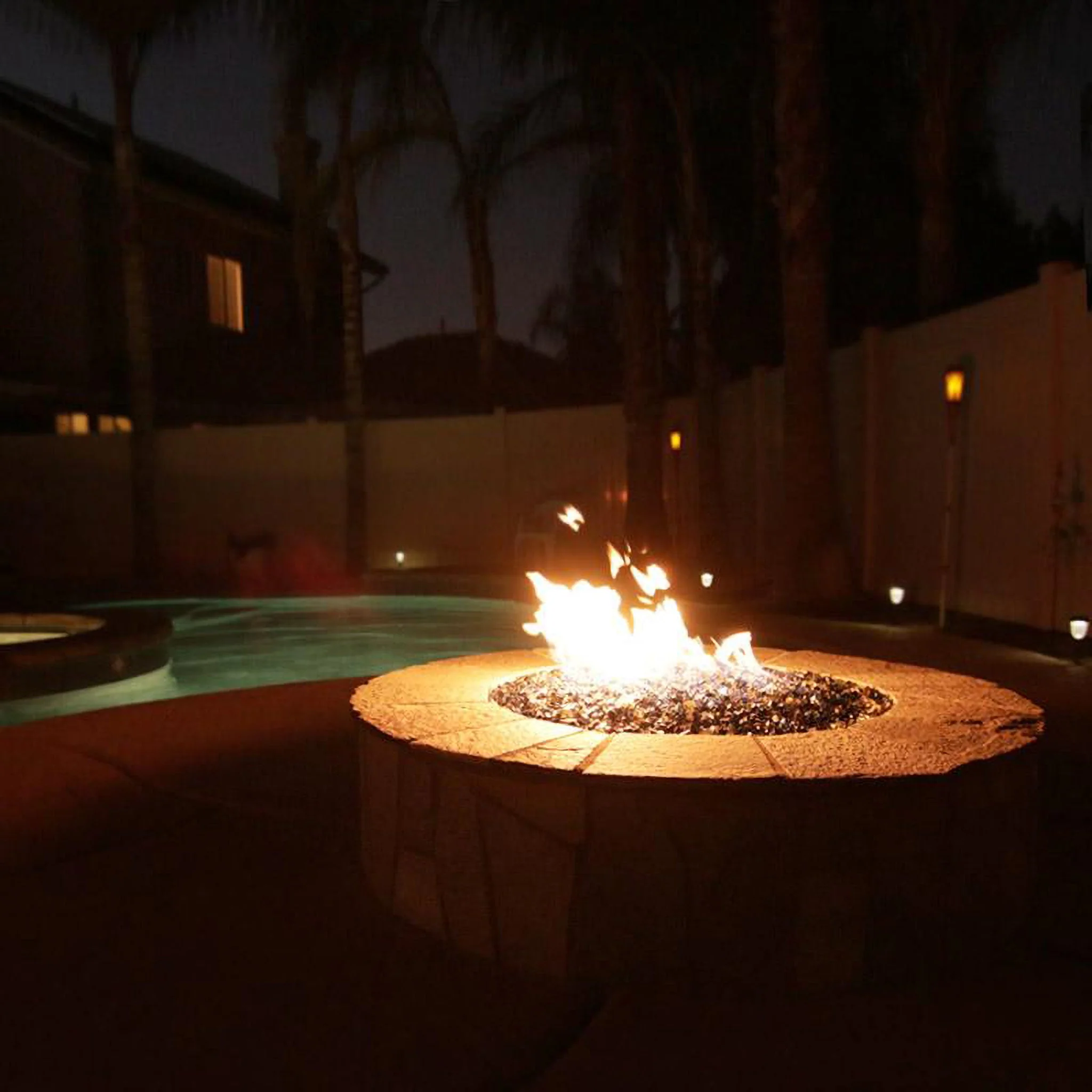 Form Fitting Fire Pit Ledge - Image 14