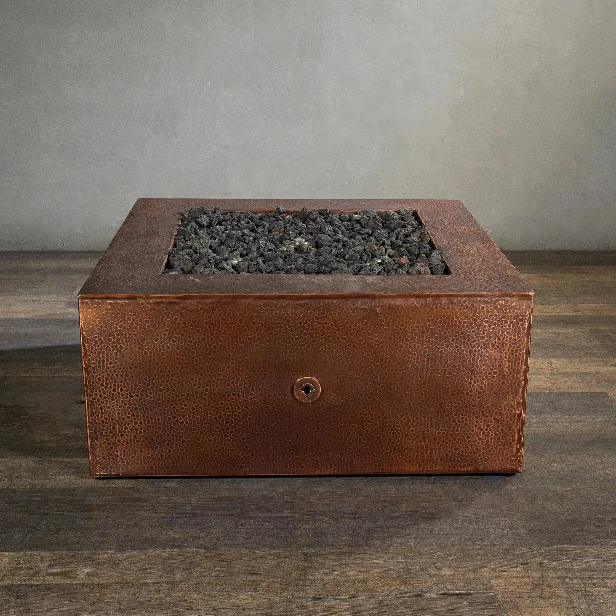 Starfire Designs Gravity Moreno 36" W Square Copper Fire Pit - MORGRAV363616 - Image 4