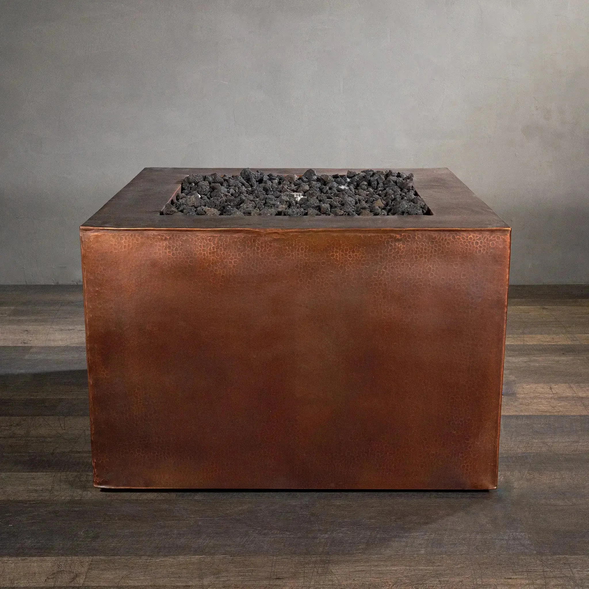 Starfire Designs Gravity Moreno 36" W Square Copper Fire Pit - MORGRAV363624 - Image 5