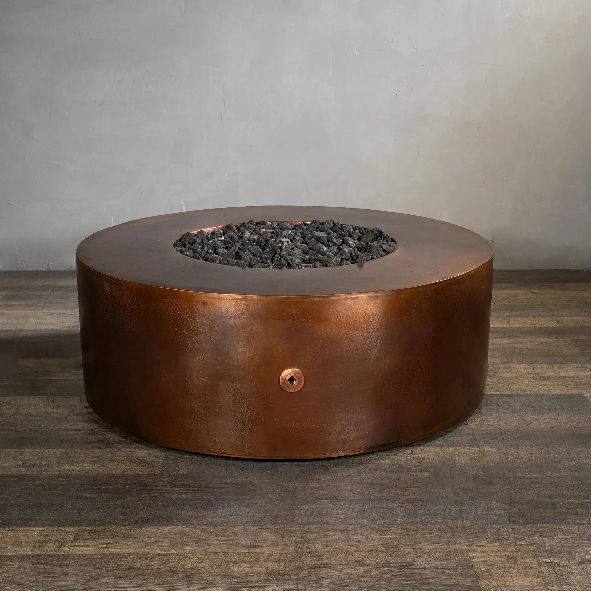 Starfire Designs Gravity Moreno 45" W Round Copper Fire Pit - MORGRAV4516 - Image 5