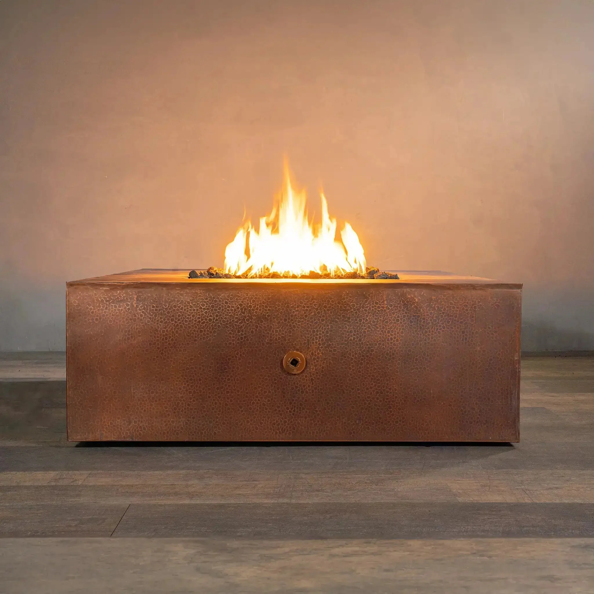 Starfire Designs Gravity Moreno 45" W Square Copper Fire Pit - MORGRAV454516 - Image 3