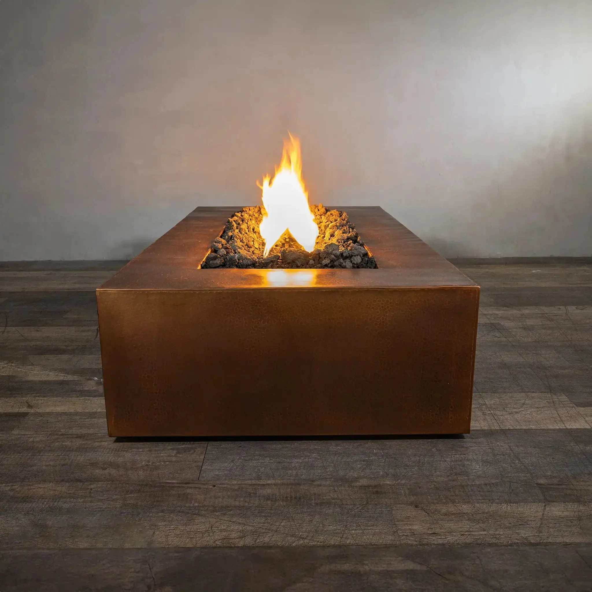 Starfire Designs Gravity Moreno 72" L x 38" W Rectangle Copper Fire Pit - MORGRAV723816 - Image 3