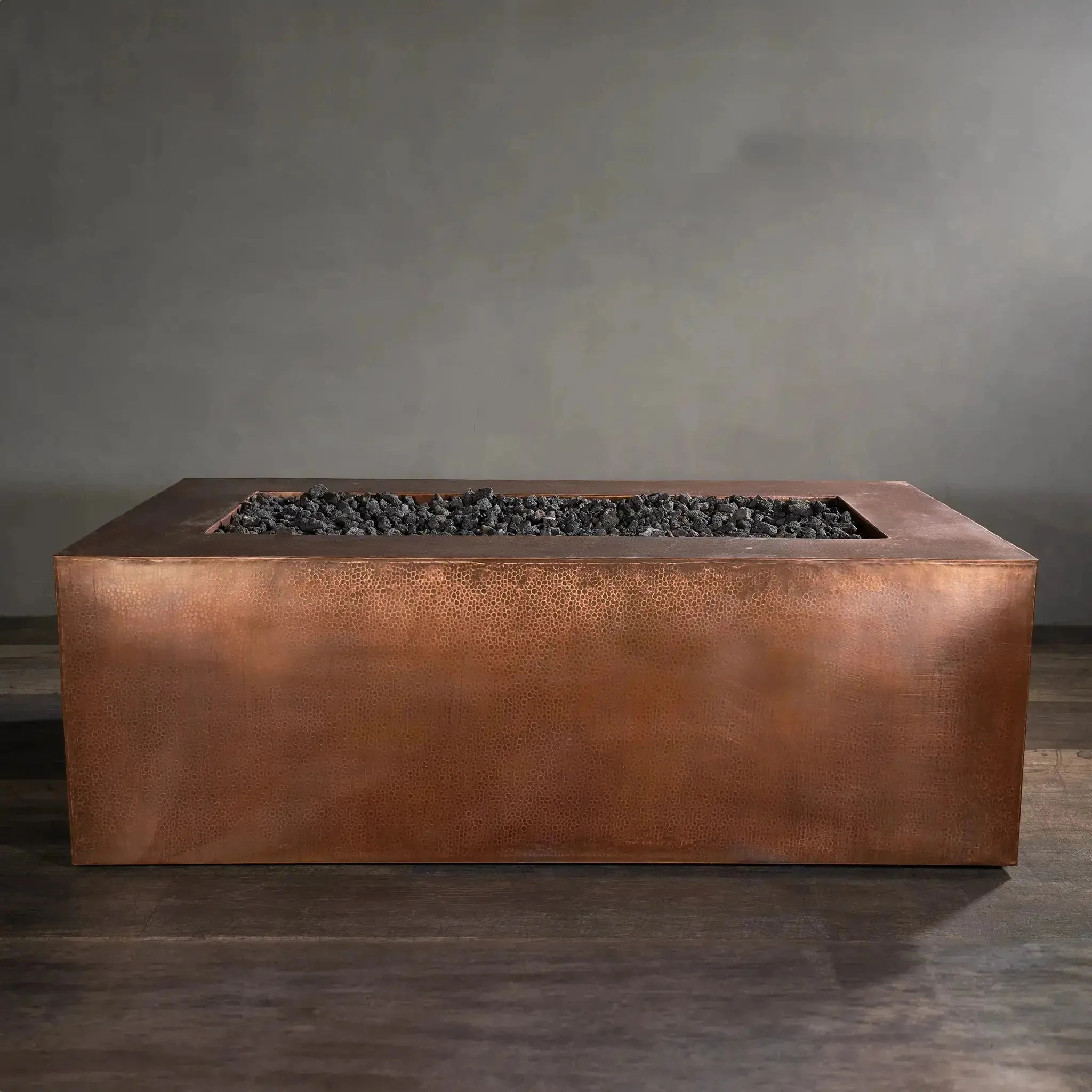 Starfire Designs Gravity Moreno 72" L x 38" W Rectangle Copper Fire Pit - MORGRAV723824 - Image 4