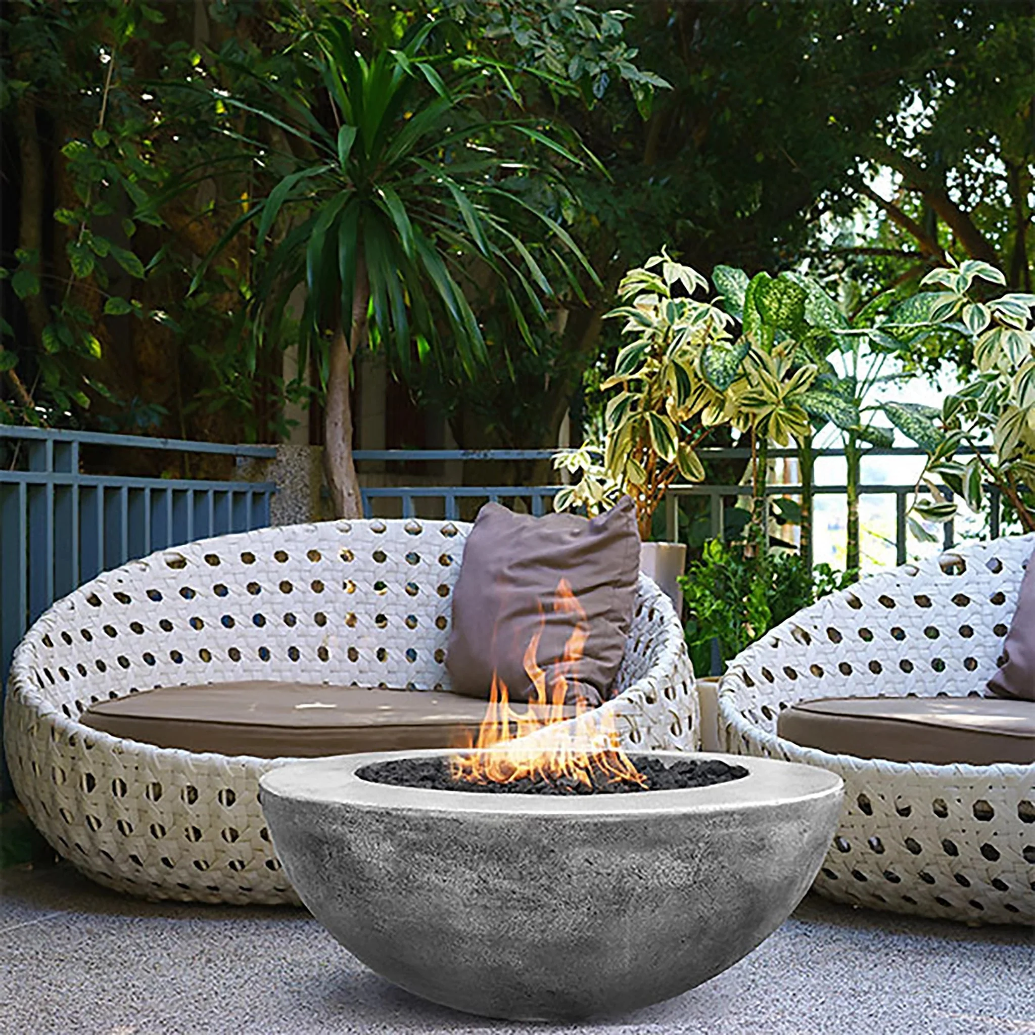 Prism Hardscapes 36" Moderno 5 Natural Gas Fire Bowl in Ultra White - PH-426-5NG - Image 3