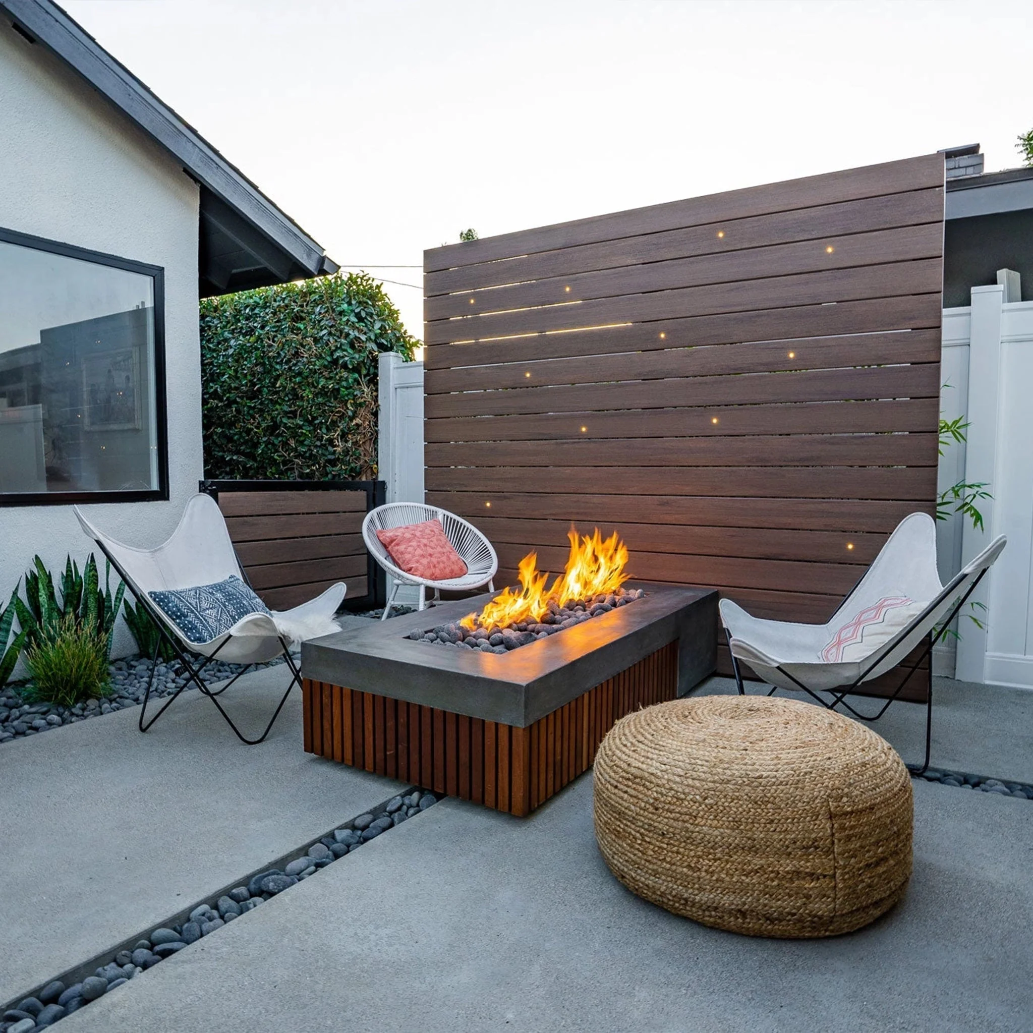 Prism Hardscapes 72.75" x 35.75" Fairmont Propane Gas Fire Pit in Ebony - PH-483-2LP - Image 4
